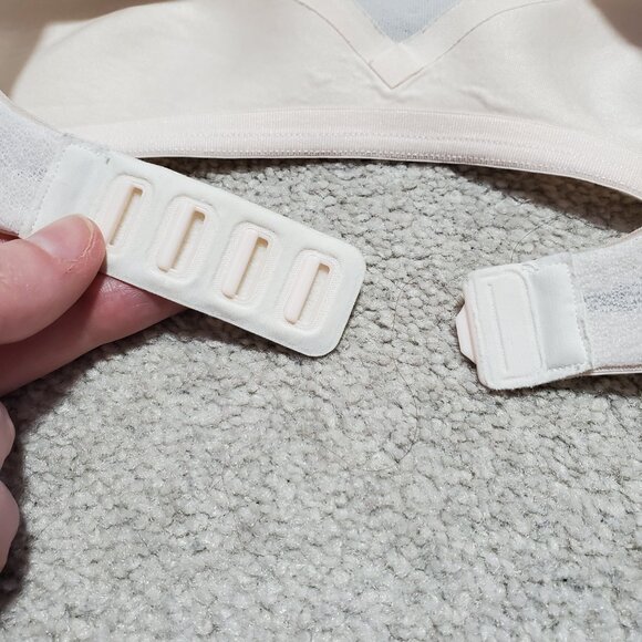 SLOGGI 2 Pack Bundle of Oxygene Infinite T-Shirt Soft Bras Ivory Black Womens XS - Picture 6 of 16